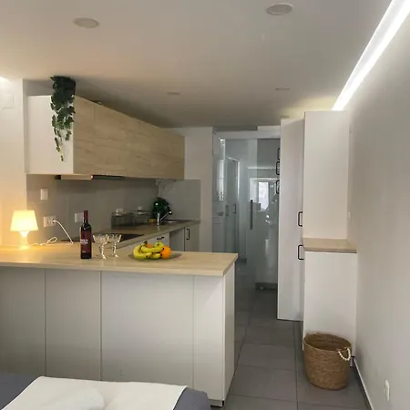 Alfama Apartmán *